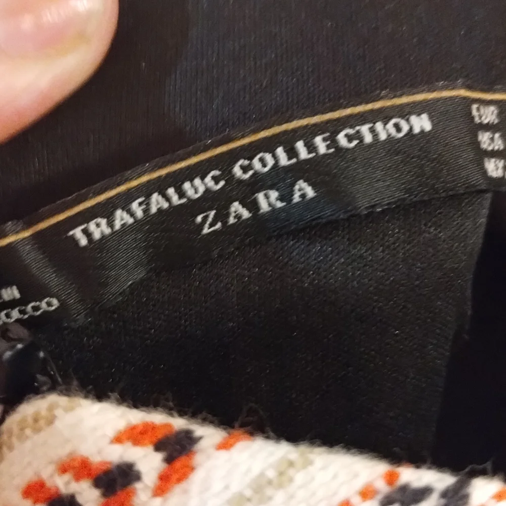 Zara Romper/ Jumpsuit (M) - Picture 3 of 8